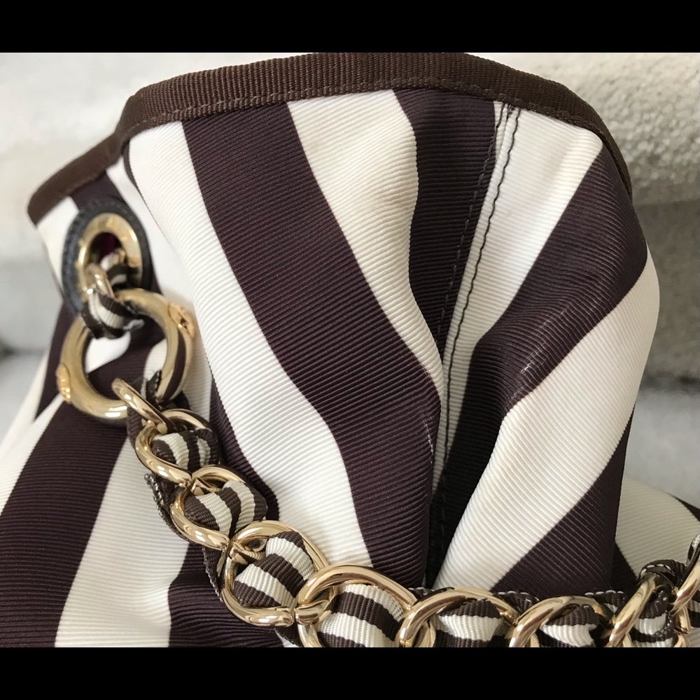 HTF🏆HENRI BENDEL Iconic Pattern Tote - Picture 9 of 16